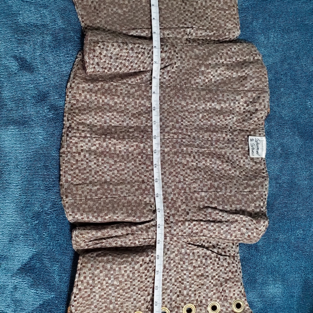 Damsel in this dress wench corset - Picture 4 of 5